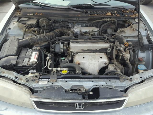 1HGCD5632TA280956 - 1996 HONDA ACCORD LX BLUE photo 7