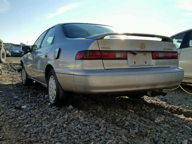 4T1BG22K5VU047213 - 1997 TOYOTA CAMRY CE GOLD photo 3