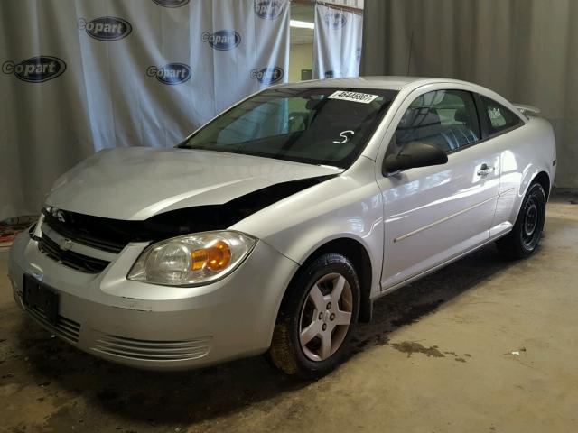 1G1AK12F457608195 - 2005 CHEVROLET COBALT SILVER photo 2