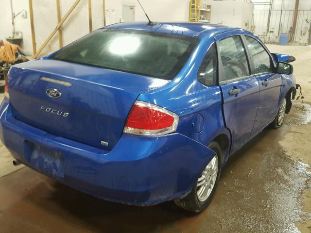 1FAHP3FN1AW262052 - 2010 FORD FOCUS SE BLUE photo 4