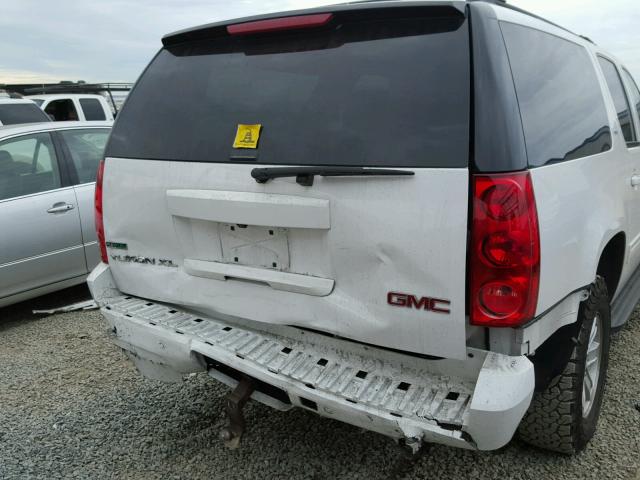 1GKS2KE35BR339499 - 2011 GMC YUKON XL K WHITE photo 9