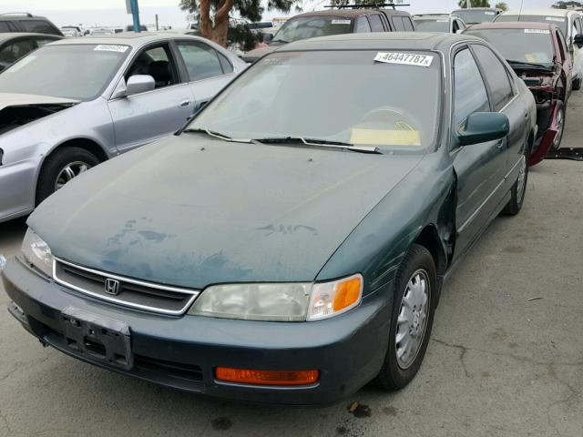 1HGCD565XTA098732 - 1996 HONDA ACCORD EX GREEN photo 2