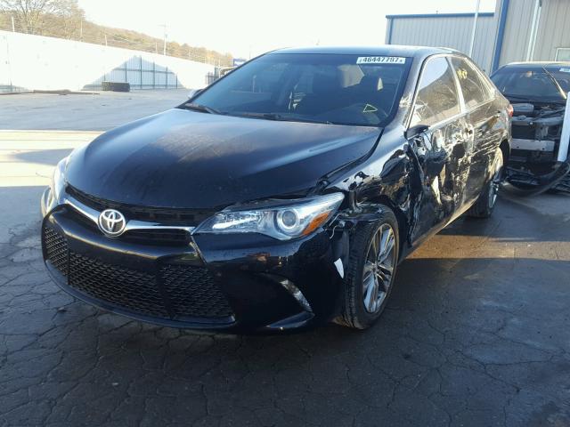 4T1BF1FK0HU271193 - 2017 TOYOTA CAMRY LE 黑色 照片 2