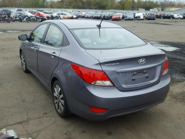 KMHCU4AE4GU082011 - 2016 HYUNDAI ACCENT SE GRAY photo 3