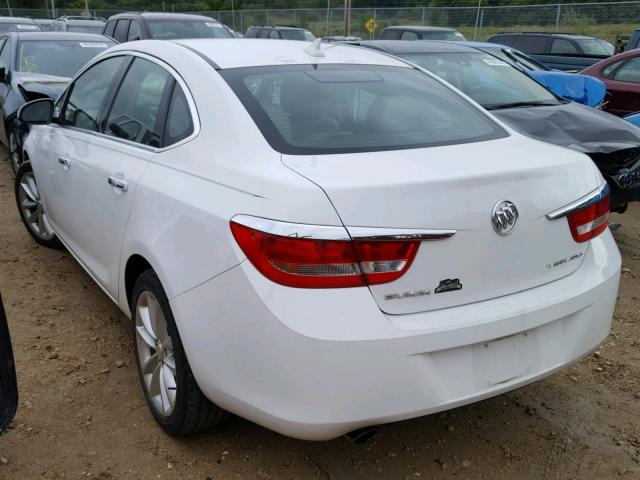 1G4PP5SK1C4176120 - 2012 BUICK VERANO WHITE photo 3