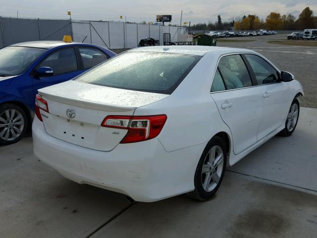 4T1BF1FK6EU761634 - 2014 TOYOTA CAMRY L WHITE photo 4