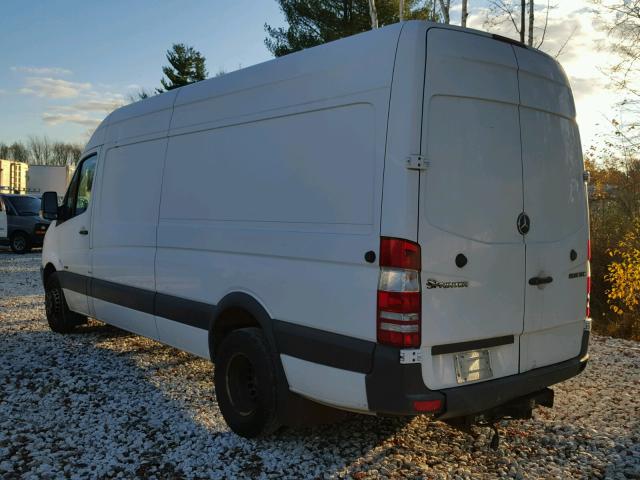 WD3PF1CC4C5724686 - 2012 MERCEDES-BENZ SPRINTER 3 WHITE photo 3