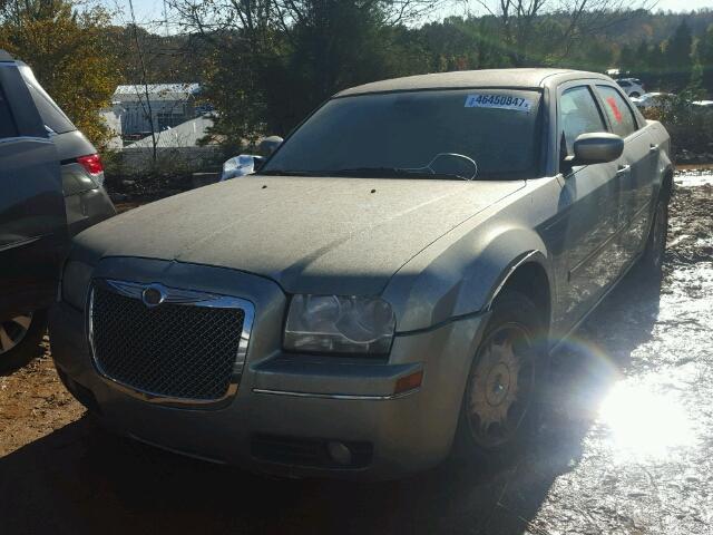 2C3KA53G06H409538 - 2006 CHRYSLER 300 TOURIN GRAY photo 2