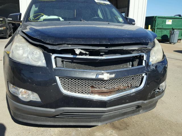 1GNLRHED8AS154899 - 2010 CHEVROLET TRAVERSE L BLACK photo 9