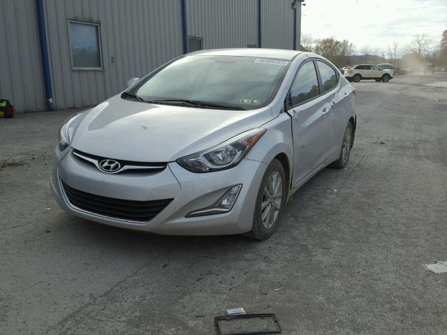 KMHDH4AE4FU381246 - 2015 HYUNDAI ELANTRA SE SILVER photo 2