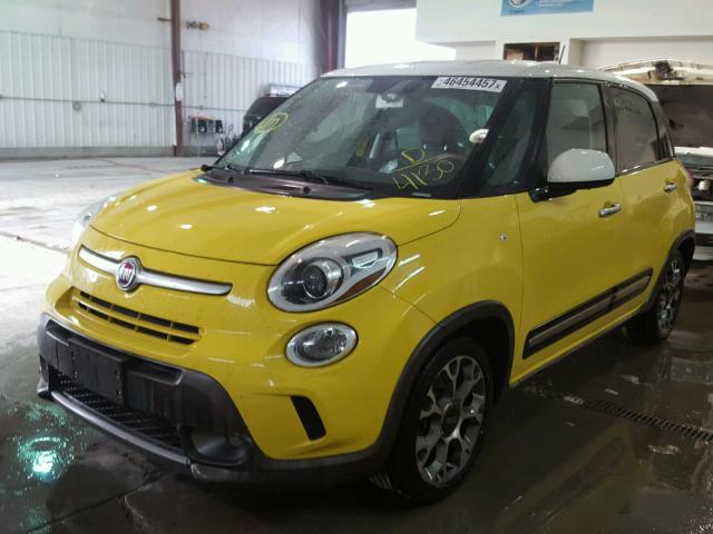 ZFBCFADHXEZ004130 - 2014 FIAT 500L TREKK YELLOW photo 2