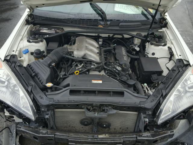 KMHHU6KH4AU024658 - 2010 HYUNDAI GENESIS CO WHITE photo 7