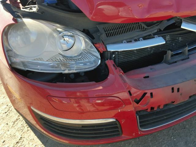 3VWJM71K88M013005 - 2008 VOLKSWAGEN JETTA S RED photo 9