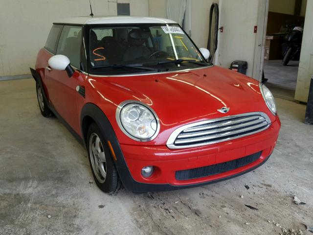 WMWMF33579TW76284 - 2009 MINI COOPER RED photo 1