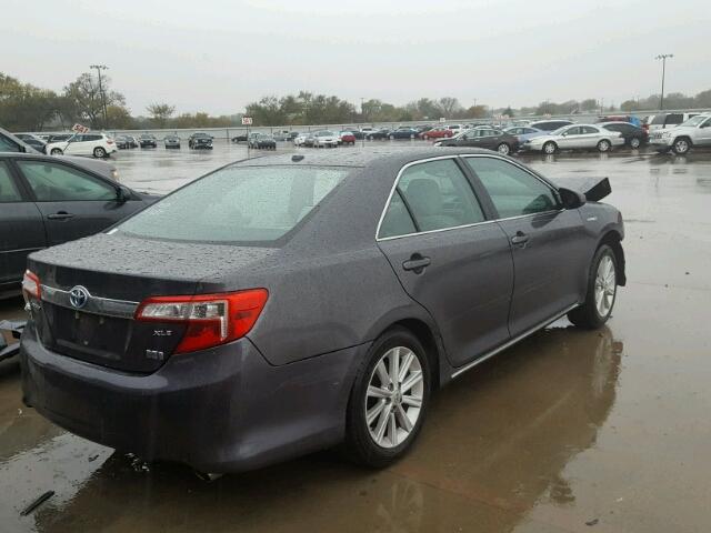 4T1BD1FK8CU032781 - 2012 TOYOTA CAMRY HYBR GRAY photo 4