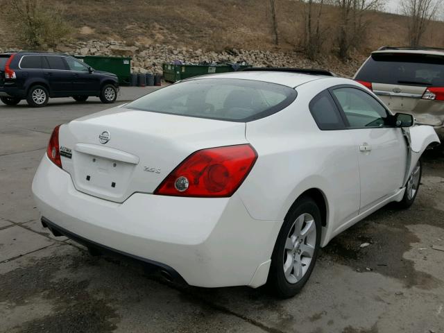 1N4AL24E68C110936 - 2008 NISSAN ALTIMA 2.5 WHITE photo 4