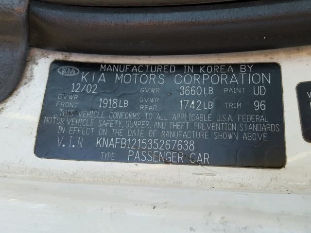 KNAFB121535267638 - 2003 KIA SPECTRA BA WHITE photo 10