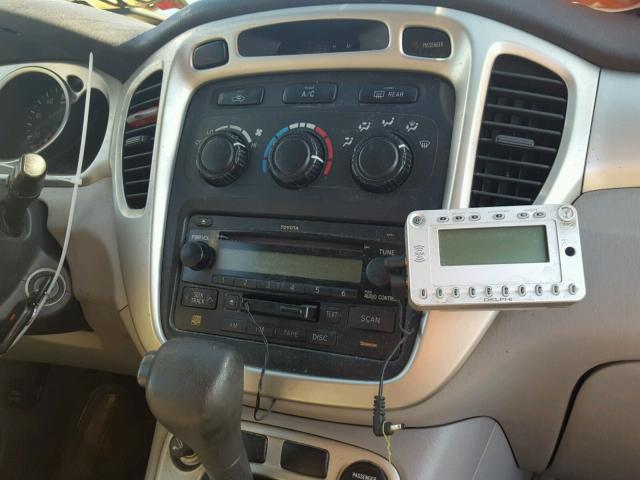 JTEGD21A740095535 - 2004 TOYOTA HIGHLANDER SILVER photo 9