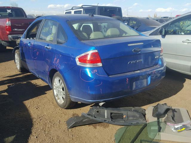 1FAHP3HN9AW180762 - 2010 FORD FOCUS BLUE photo 3