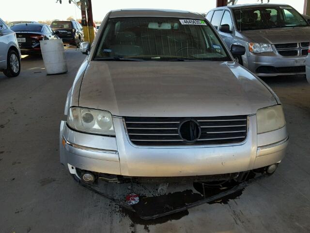 WVWRH63B23P274439 - 2003 VOLKSWAGEN PASSAT GLX SILVER photo 9