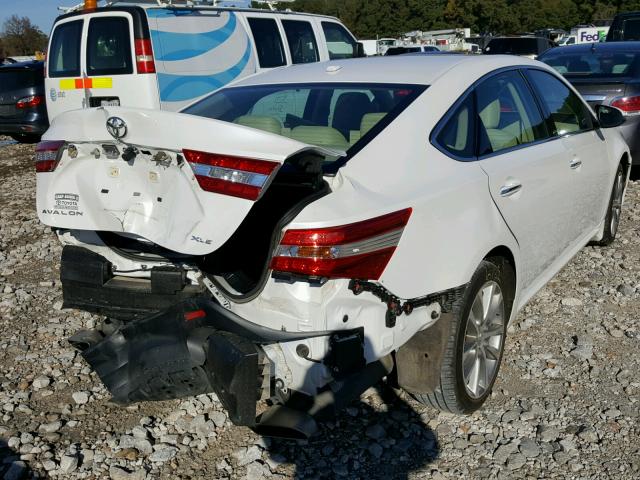 4T1BK1EB4FU173939 - 2015 TOYOTA AVALON XLE WHITE photo 4