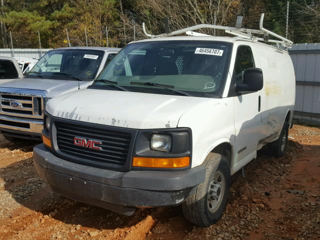 1GTGG25V951254222 - 2005 GMC SAVANA WHITE photo 2