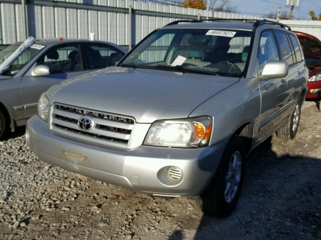 JTEGD21A240097516 - 2004 TOYOTA HIGHLANDER SILVER photo 2