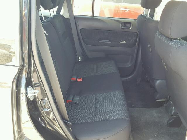 JTLKT324954001802 - 2005 TOYOTA SCION XB Negro foto 6