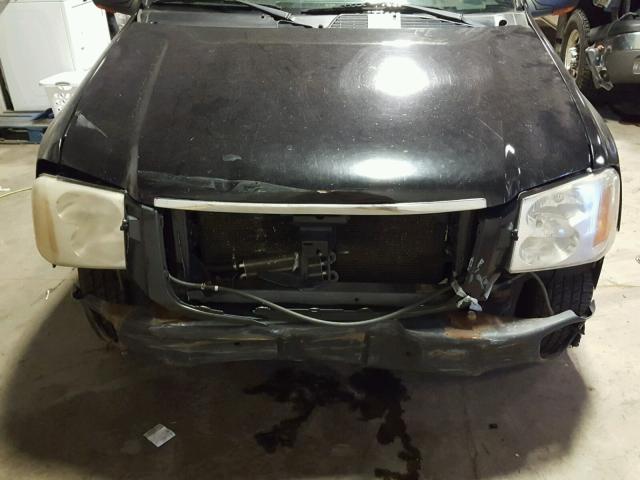 1GKDT13S722314686 - 2002 GMC ENVOY BLACK photo 9