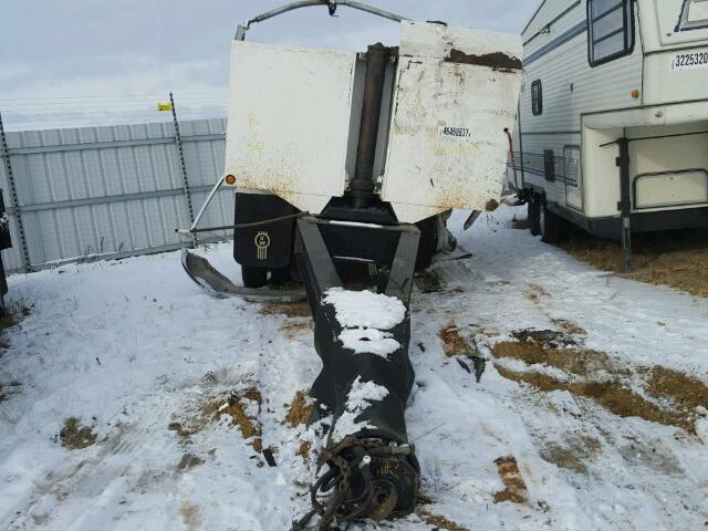 2C92214E2X1086399 - 2000 PUP TRAILER WHITE photo 7