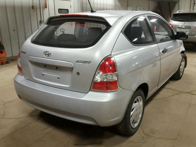 KMHCM36C09U114862 - 2009 HYUNDAI ACCENT GS SILVER photo 4