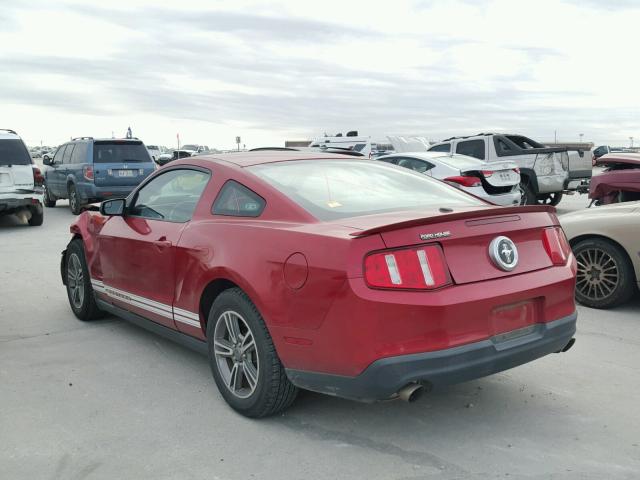 1ZVBP8AM1C5225200 - 2012 FORD MUSTANG RED photo 3