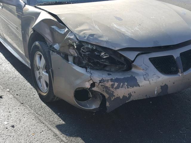 2G2WP552061284292 - 2006 PONTIAC GRAND PRIX 金色 照片 9
