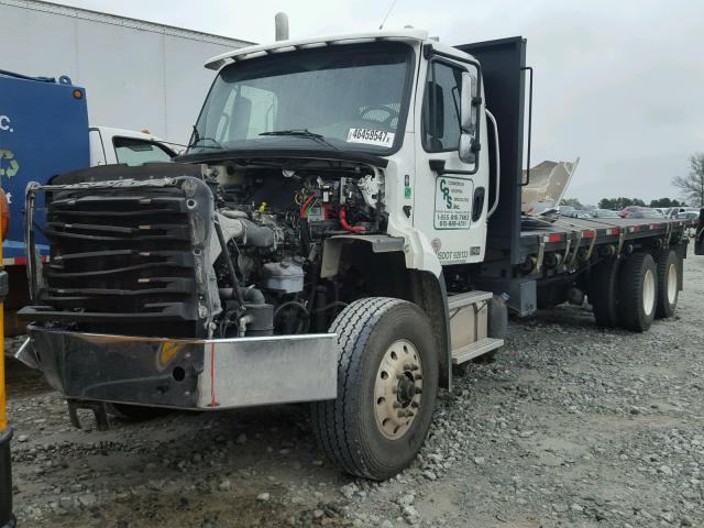 1FVHG3DVXGHHR6541 - 2016 FREIGHTLINER 114SD WHITE photo 2