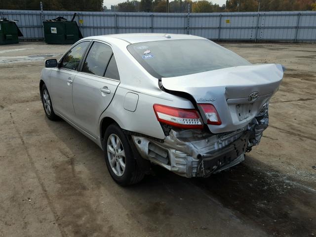 4T4BF3EK6BR216368 - 2011 TOYOTA CAMRY SILVER photo 3