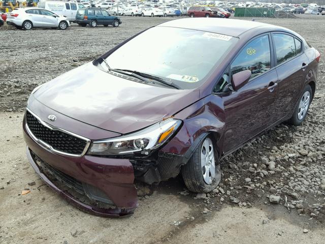 3KPFL4A73HE095175 - 2017 KIA FORTE LX MAROON photo 2