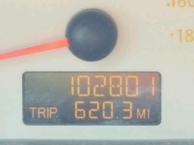 1G8AW12F43Z206488 - 2003 SATURN ION LEVEL RED photo 8