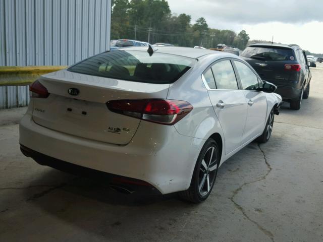 3KPFL4A88HE072600 - 2017 KIA FORTE EX WHITE photo 4