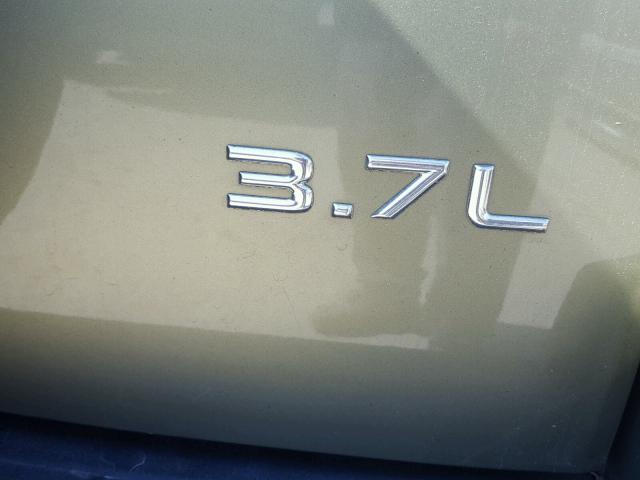 1J4GL38K63W563675 - 2003 JEEP LIBERTY RE GREEN photo 9