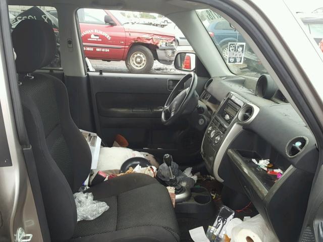 JTLKT334750185286 - 2005 TOYOTA SCION XB Сұр фото 5