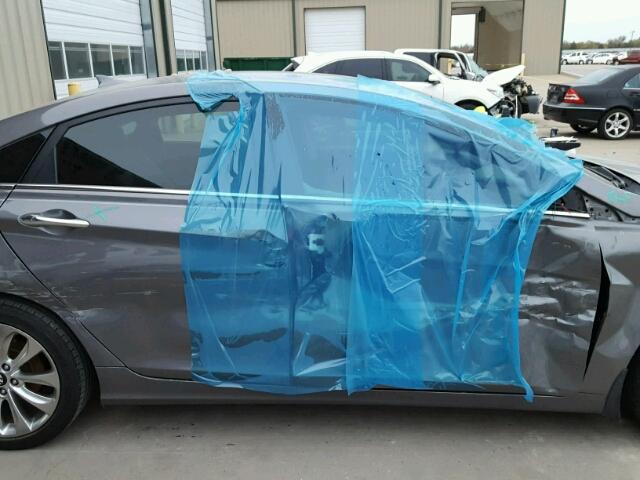 5NPEC4AB9DH565344 - 2013 HYUNDAI SONATA SE CHARCOAL photo 9