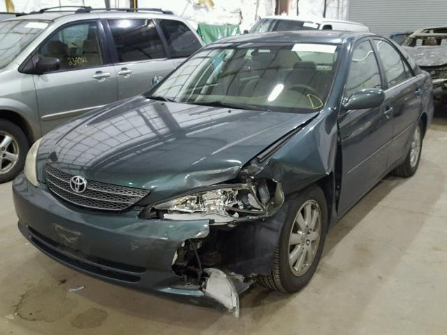 4T1BE30KX3U763987 - 2003 TOYOTA CAMRY LE GREEN photo 2