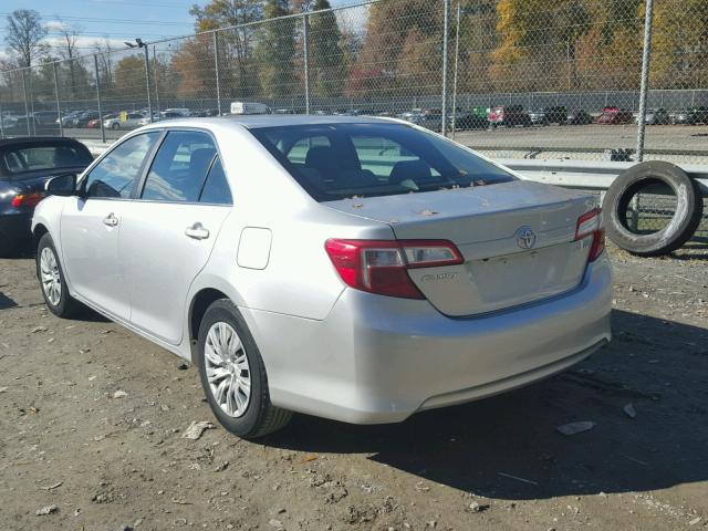 4T4BF1FK8ER382091 - 2014 TOYOTA CAMRY L SILVER photo 3