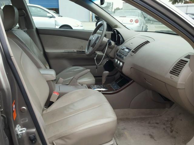 1N4AL11E45N489899 - 2005 NISSAN ALTIMA S GRAY photo 5