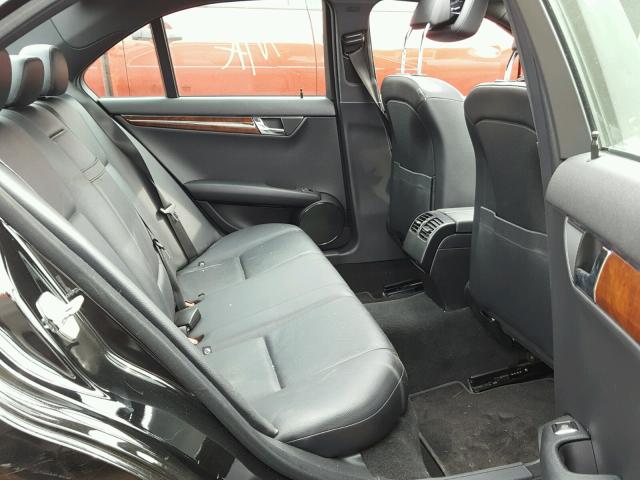 WDDGF5EB6AR125737 - 2010 MERCEDES-BENZ C 300 黑色 照片 6