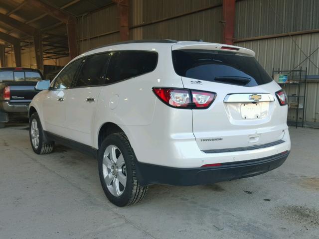 1GNKRGKD5HJ191757 - 2017 CHEVROLET TRAVERSE L WHITE photo 3