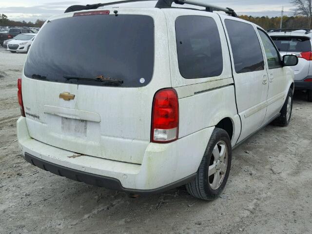 1GNDV33198D171026 - 2008 CHEVROLET UPLANDER L WHITE photo 4