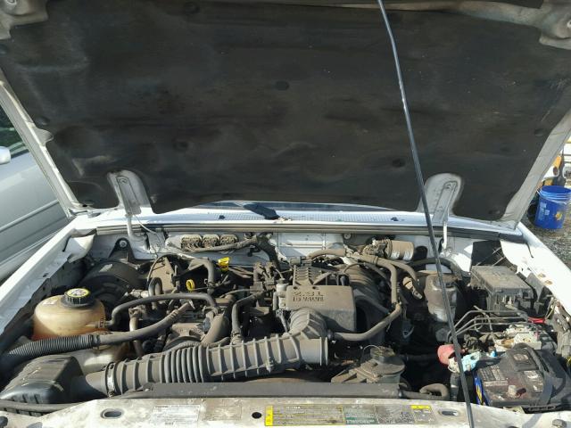 4F4YR12D18PM00156 - 2008 MAZDA B2300 WHITE photo 7