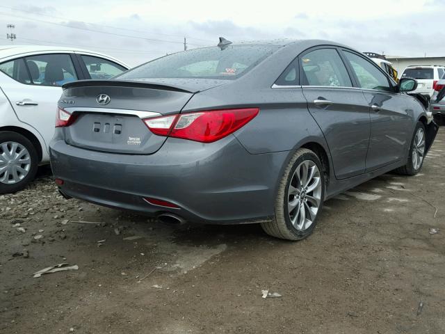 5NPEC4AC3CH403829 - 2012 HYUNDAI SONATA GRAY photo 4