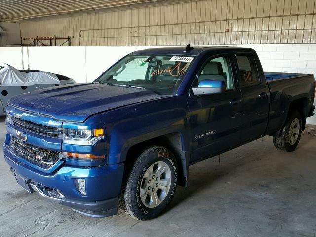 1GCVKREC8HZ305907 - 2017 CHEVROLET SILVERADO BLUE photo 2